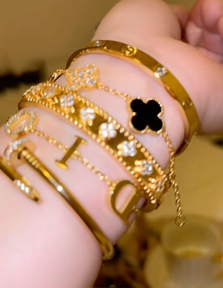 RANDOM BANGLE $15 EACH LIVE SELLING