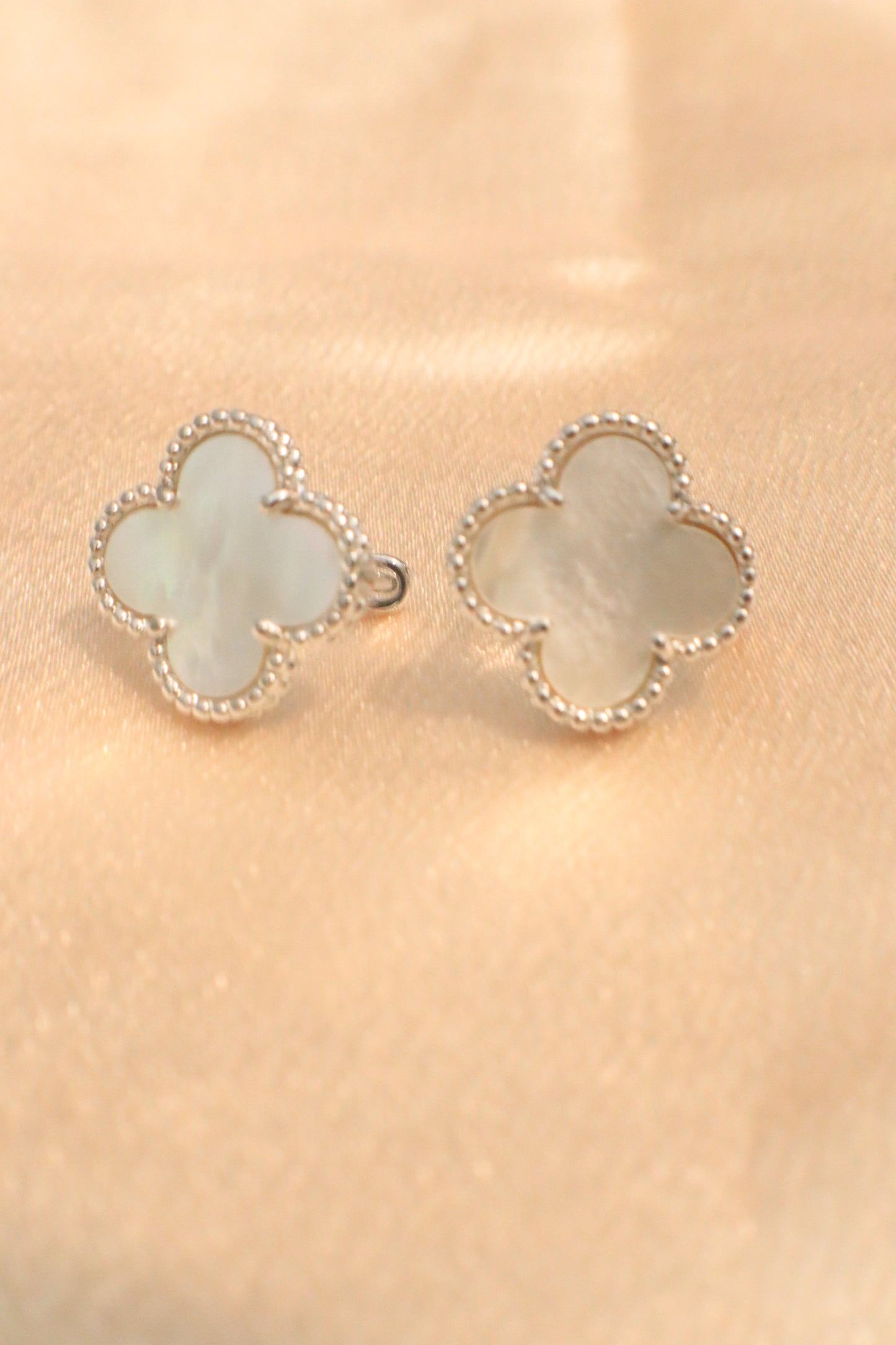 Lucky Blossom Stud / Clip Earrings | Stainless steel 18k Gold and silver Plating