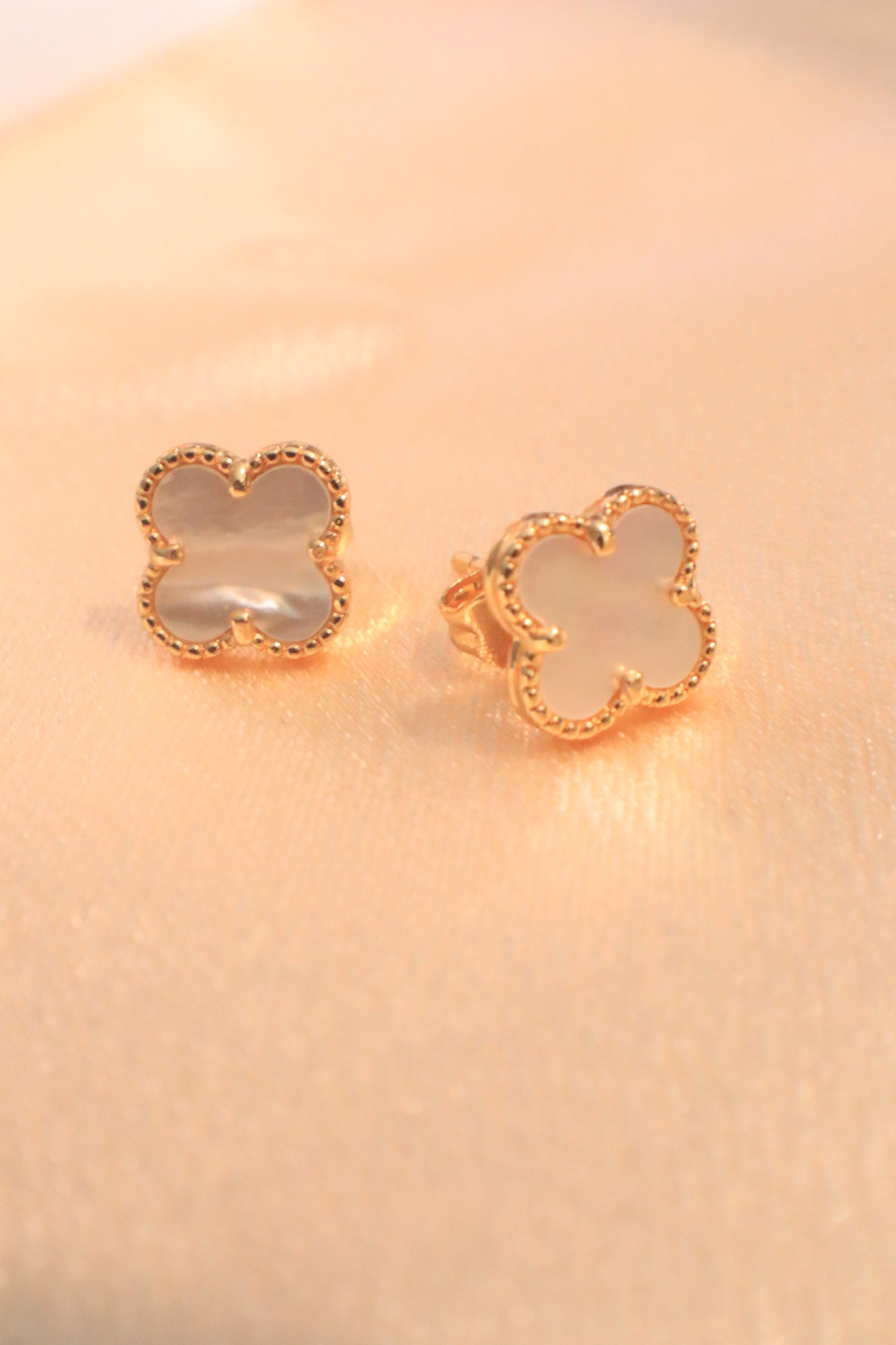 Lucky Blossom Stud / Clip Earrings | Stainless steel 18k Gold and silver Plating