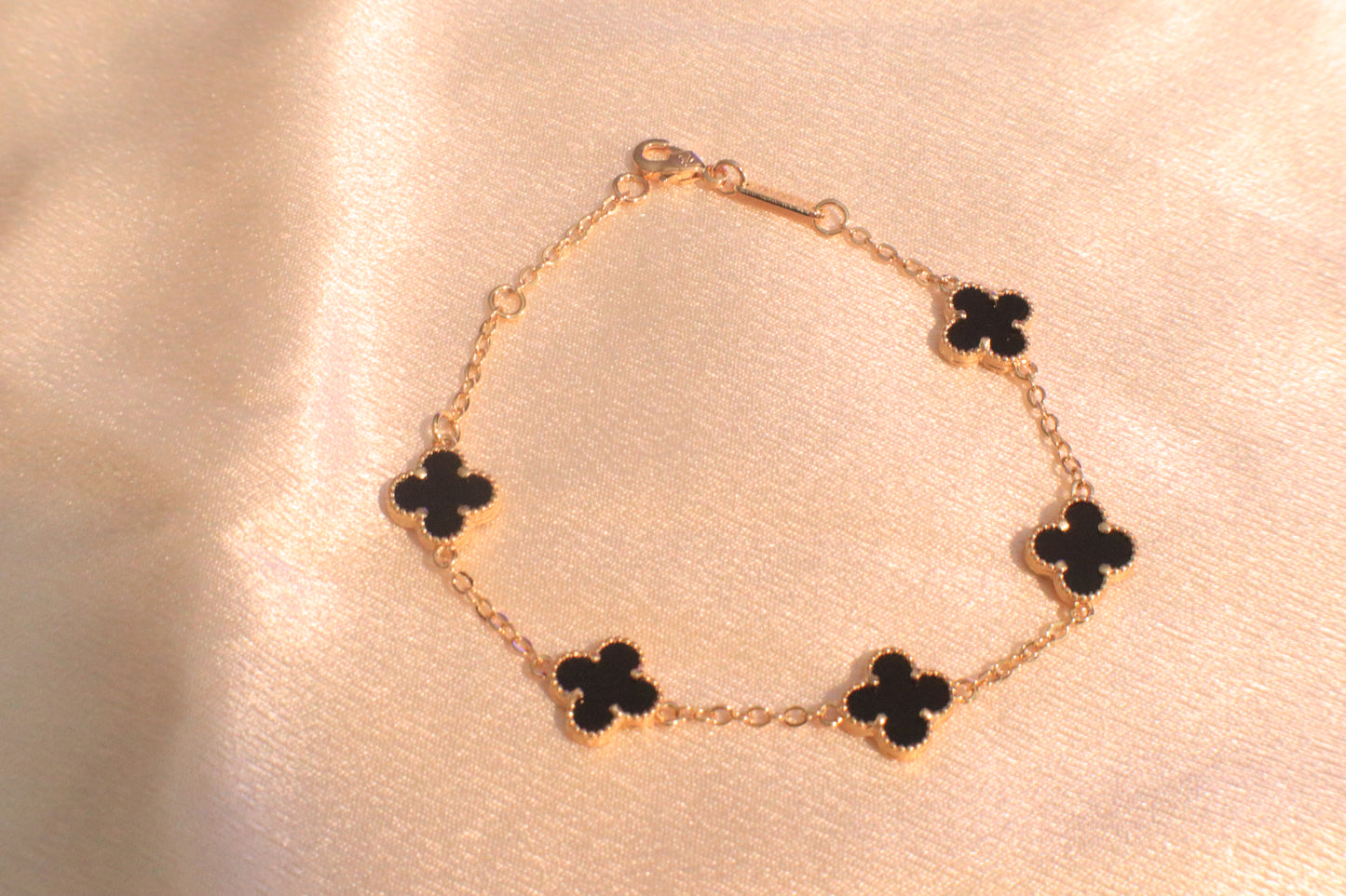 Lucky Blossom Bracelet | Stainless steel Silver-Plated Gold-Plated 18k