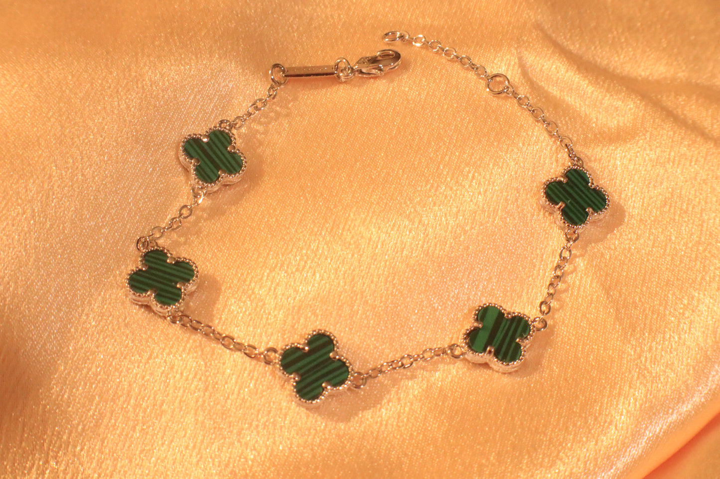 Lucky Blossom Bracelet | Stainless steel Silver-Plated Gold-Plated 18k