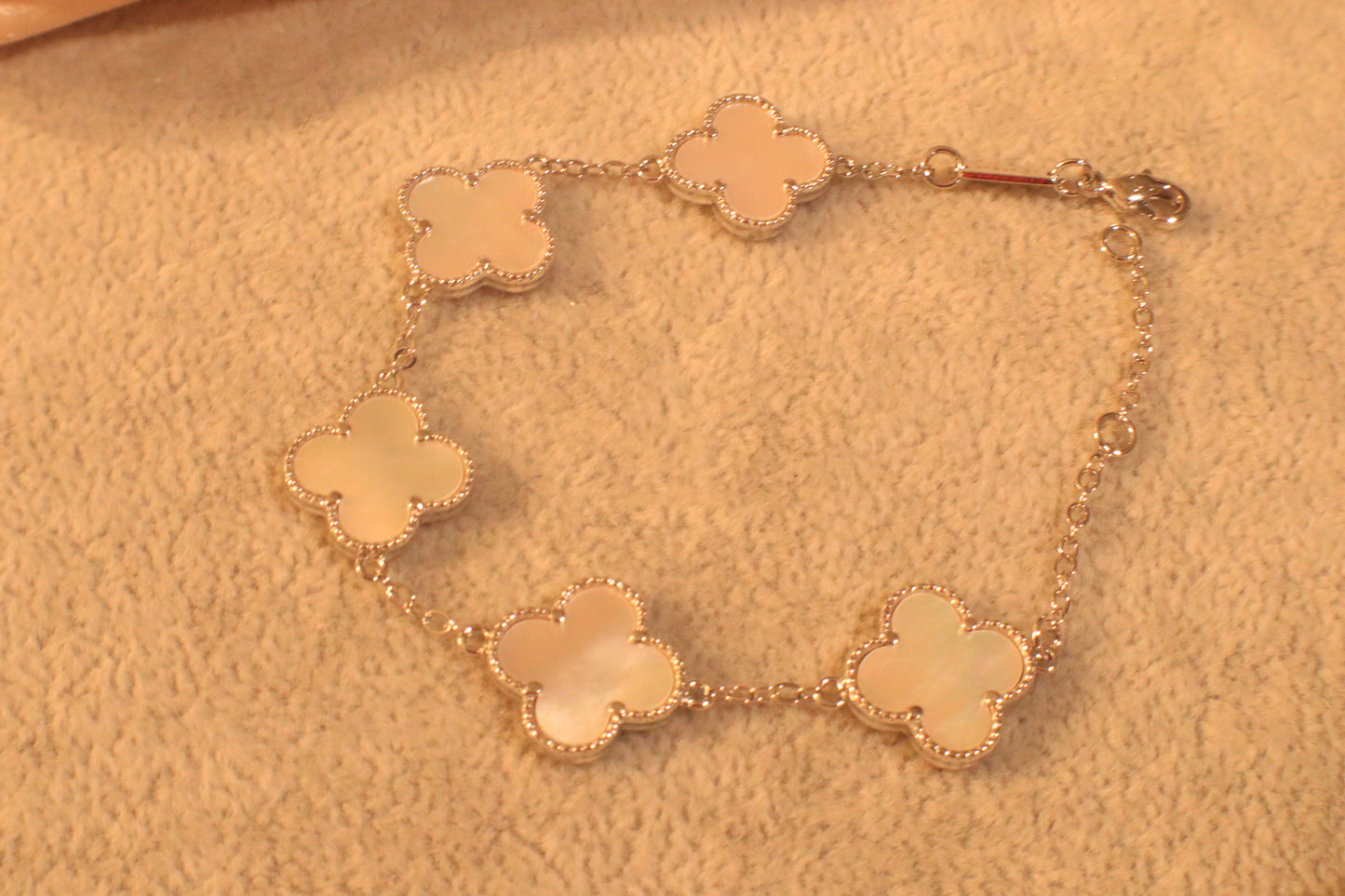 Lucky Blossom Bracelet | Stainless steel Silver-Plated Gold-Plated 18k