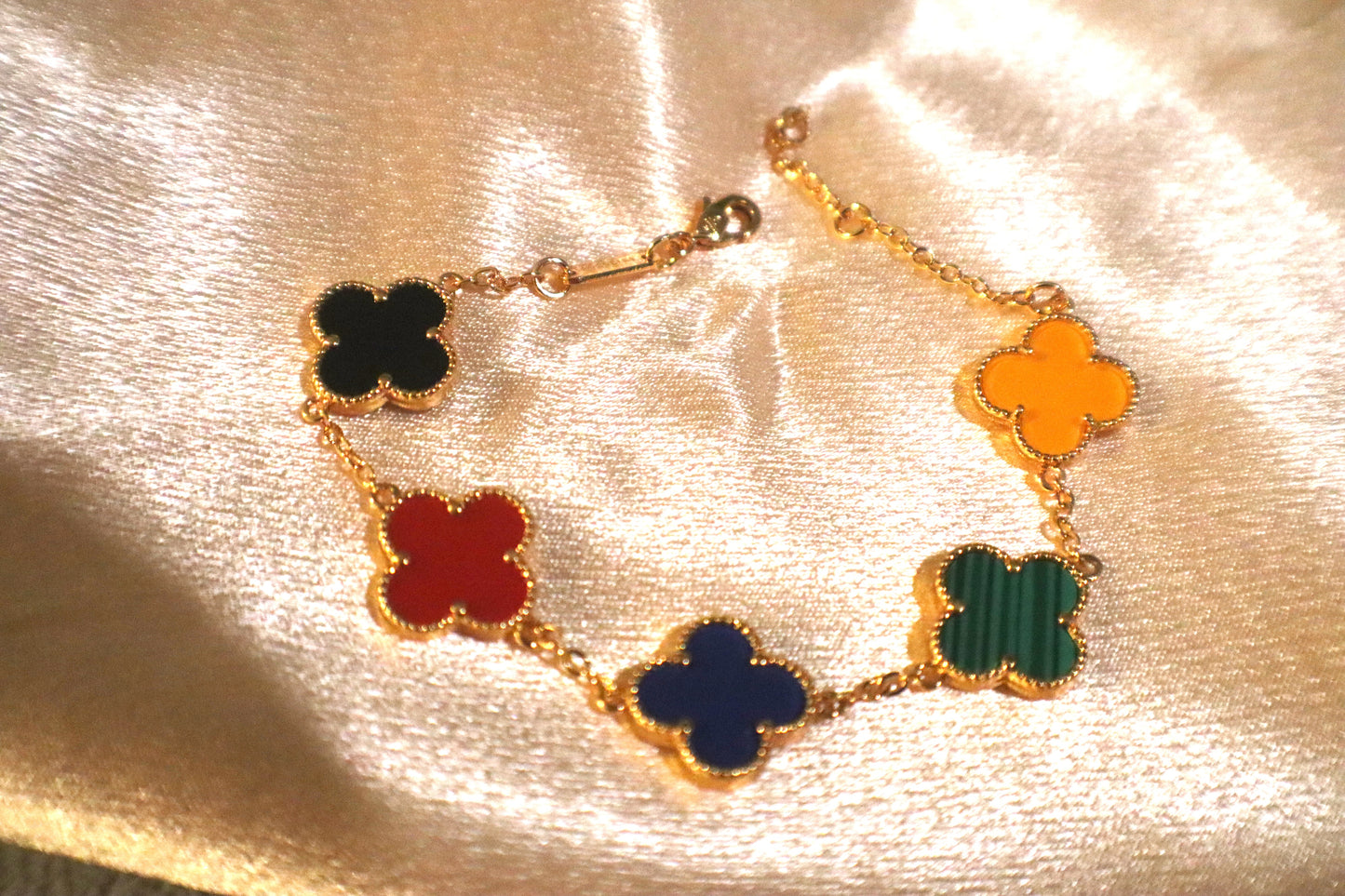 Lucky Blossom Bracelet | Stainless steel Silver-Plated Gold-Plated 18k