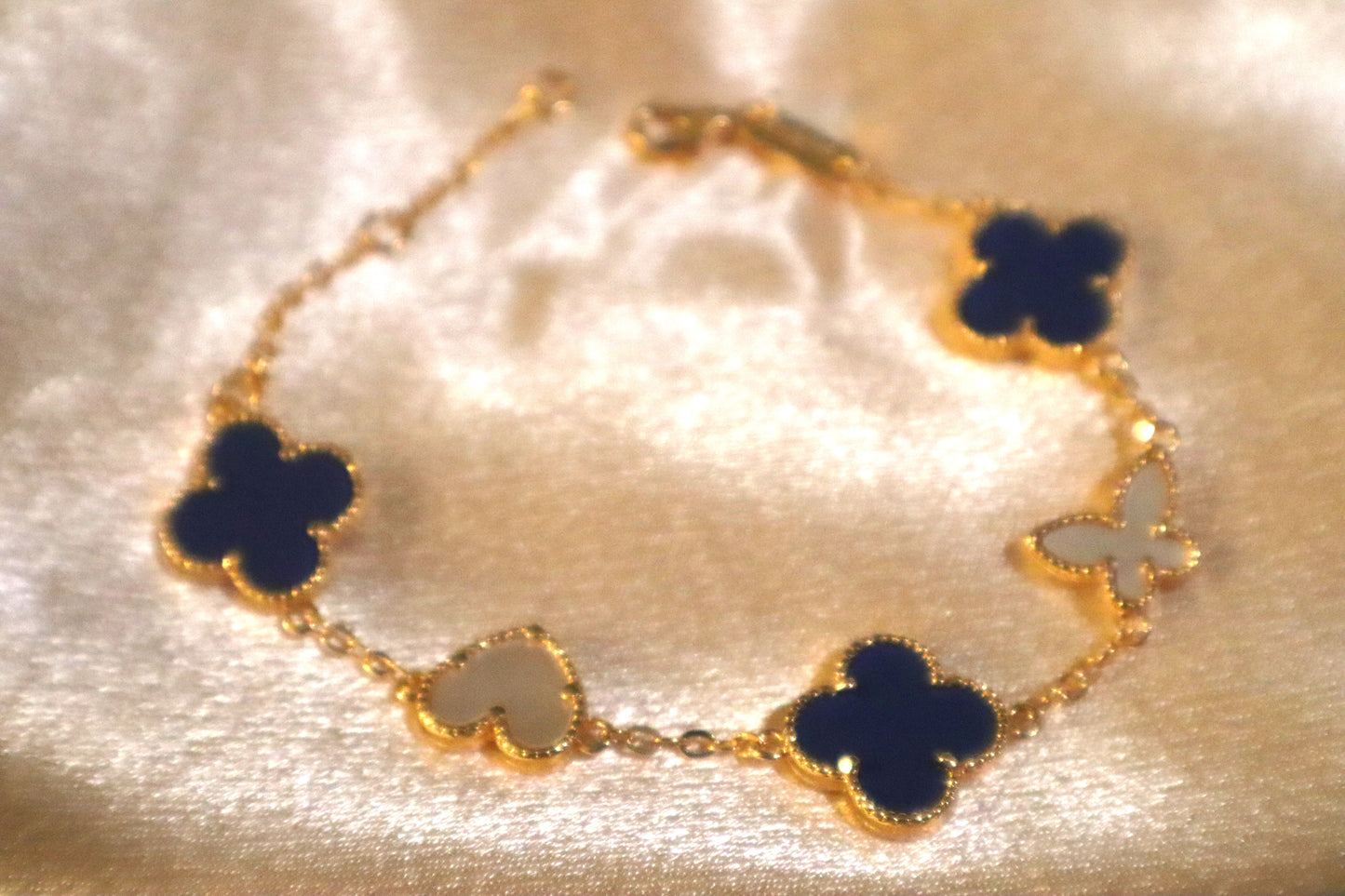 Lucky Blossom Bracelet | Stainless steel Silver-Plated Gold-Plated 18k