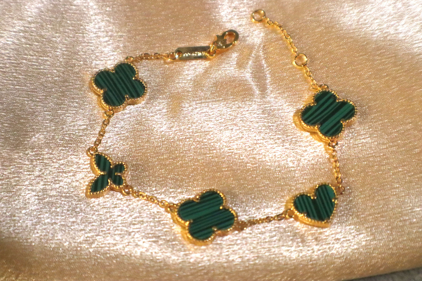 Lucky Blossom Bracelet | Stainless steel Silver-Plated Gold-Plated 18k