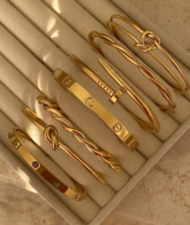 RANDOM BANGLE $15 EACH LIVE SELLING