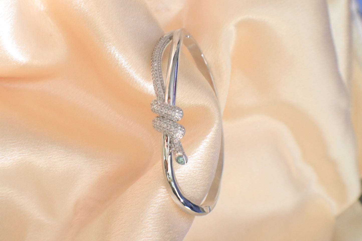 Twist & Trend | Bangle Collections