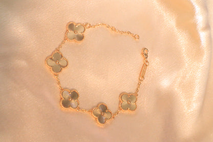 Lucky Blossom Bracelet | Stainless steel Silver-Plated Gold-Plated 18k