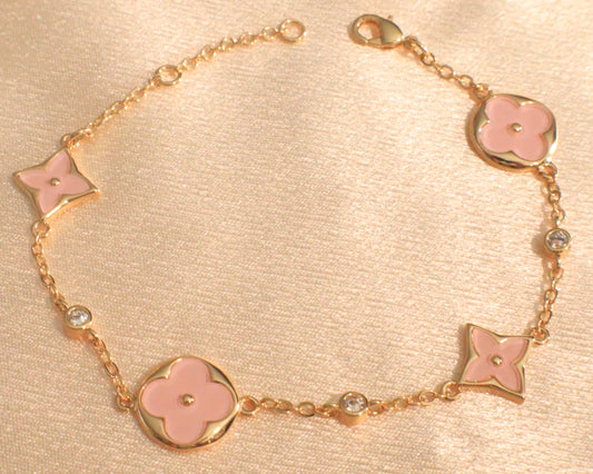 Blossom Bracelet | 18k Plated Gold | Stainless Steel | Hypoallergenic