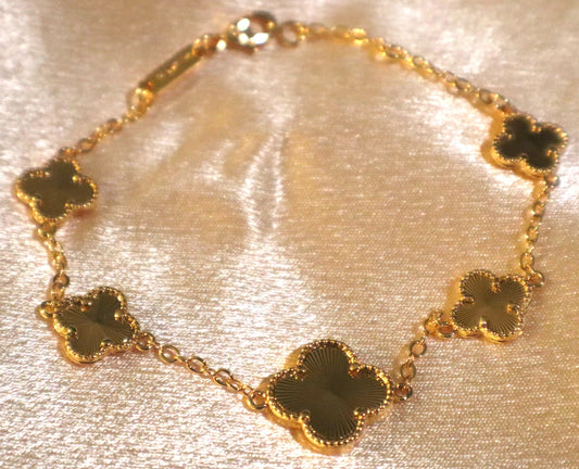 Blossom Heart Butterfly Bracelet | 18k Plated Gold | Stainless Steel | Hypoallergenic