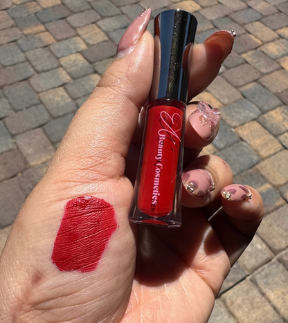EA BEAUTY GLOSSY WATERPROOF LIPGLOSS